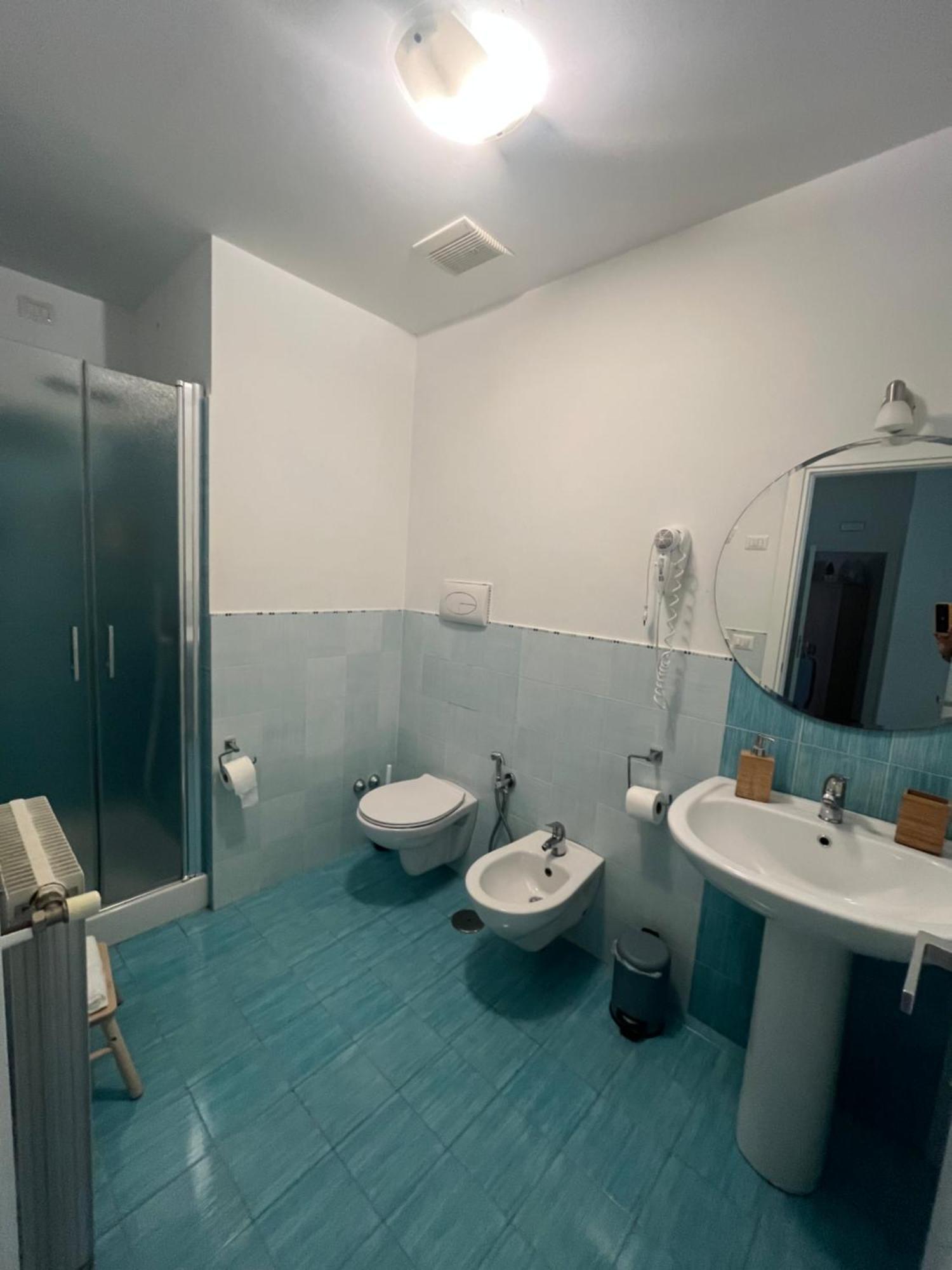 Vomerooms Neapol Zewnętrze zdjęcie