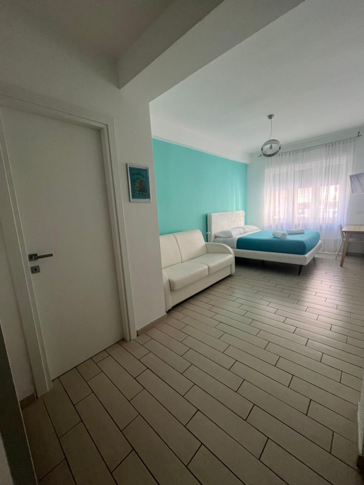 Vomerooms Neapol Zewnętrze zdjęcie