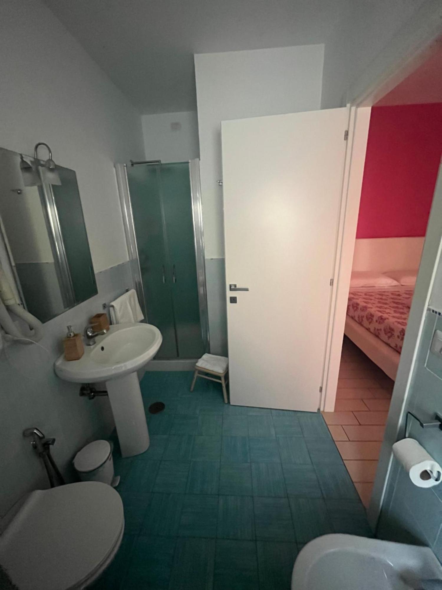 Vomerooms Neapol Zewnętrze zdjęcie